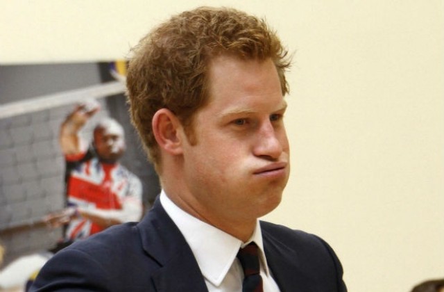 Принц Хари счупил пръст на крака