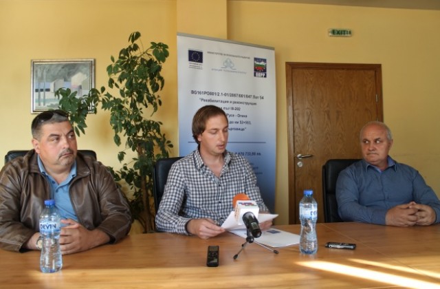 Започна рехабилитацията на 14 км от пътя Опака-Русе