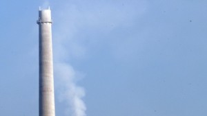 Екоактивисти опаковат комин на варненска болница