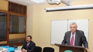 Проф Петко Петков отличен с почетния знак на Съюза на