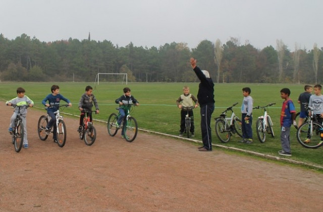 Колоездене и крос за Деня на будителите