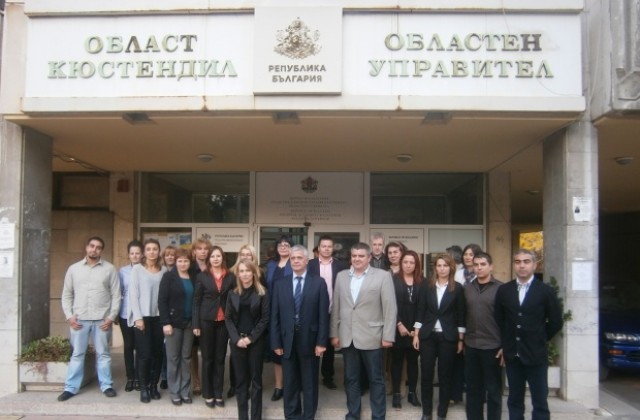 Служителите на Областна администрация ще стават по- добри на курсове за 69 000 лв.