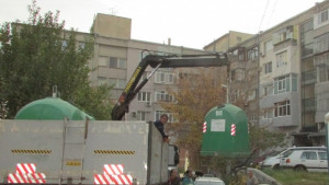 Поставят цветни контейнери за разделно събиране на отпадъците в Г