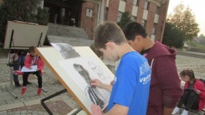 Горнооряховски деца рисуваха народните будители