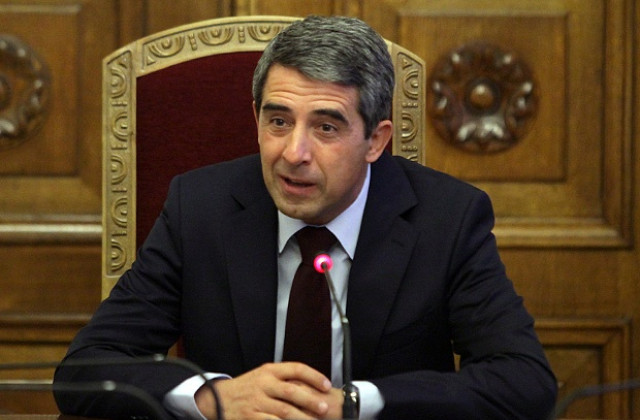 Достойното място на просветата в обществото е мисия на цялата нация