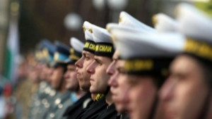 Военните моряци почитат паметта на загиналите за свободата на България