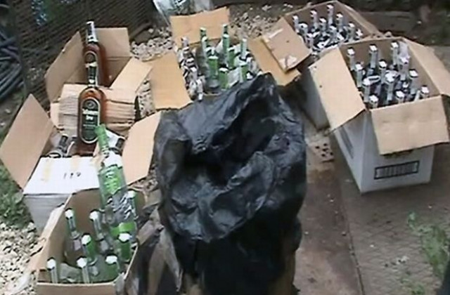 Откриха над 600 литра нелегален алкохол в магазин