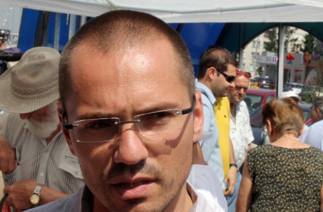 ВМРО настоява институциите да контролират нелегалните имигранти