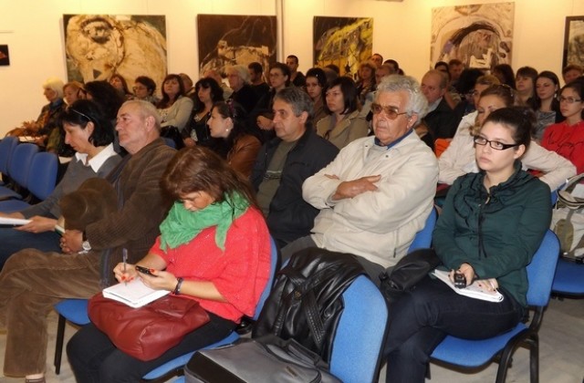 Добър интерес към обсъждането на Стратегията за развитие на културата във В. Търново