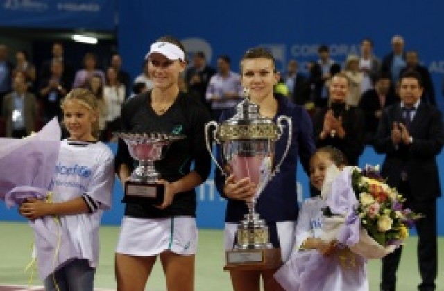 Симона Халеп обърна Стоусър, за да спечели титлата в София