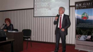 40 фирми продължават традициите на старите тревненски майстори