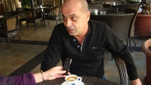 Съдия Петров дарява библиотека с Подборен лов на интернет пирати