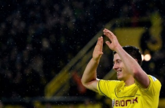 Барселона и Челси ще опитат да отмъкнат Левандовски от Байерн през зимата