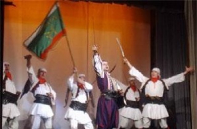 Ансамбъл „Българе” – на сливенска сцена тази вечер