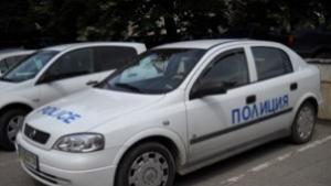 Пиян се преобърна с колата си близо до Батово