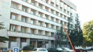 Изложба представя оръжието на родния полицай