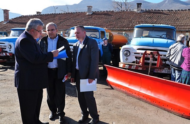 Провериха готовността за снегопочистване