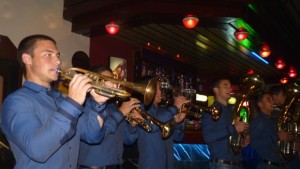 Среща на поколенията от танцов ансамбъл Мездра