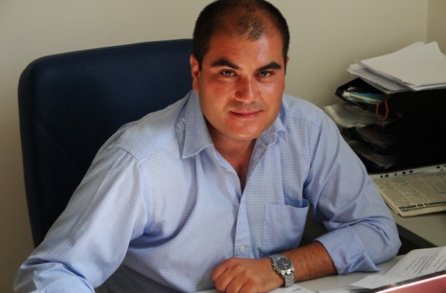 Замразяването на пенсионната възраст  ще  доведе до спиране на европейското финансиране