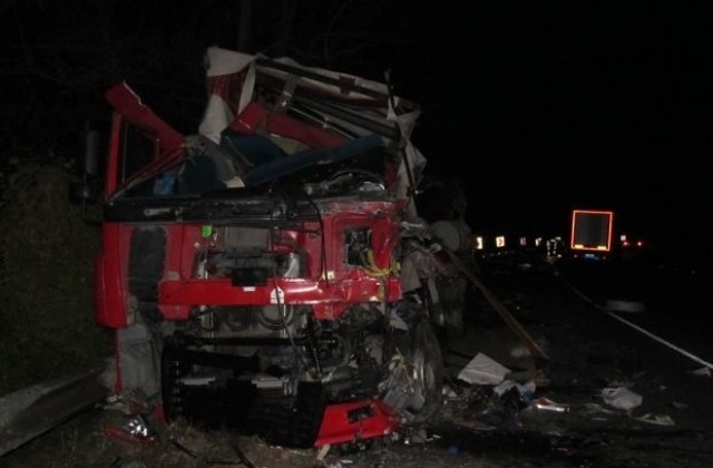 Тежка катастрофа с две жертви на пътя Русе-Бяла