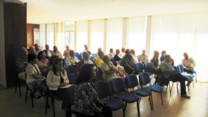 Безцеремонно налагат на деца със специални потребности да минат към