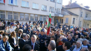 Хората в Телиш Искаме да живеем с хляб и сол