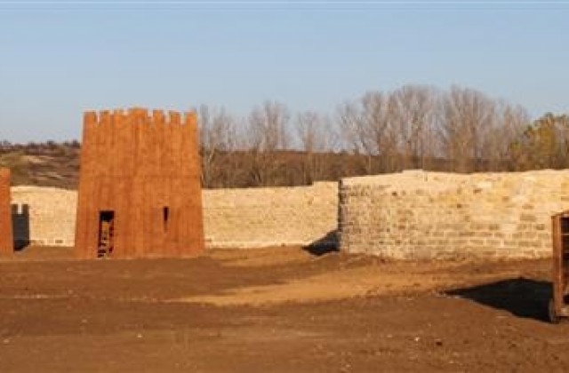 Възстановената крепост „Ковачевско кале” край Попово бе открита за туристи