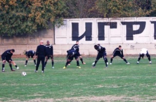 Само ден почивка за Локо Пд до края на седмицата