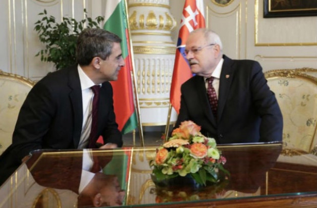 България търси по-тясно сътрудничество със Словакия в енергийната сигурност