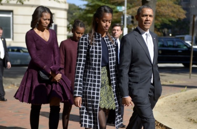Първи туристи разгледаха Белия дом след възобновяване на визитите