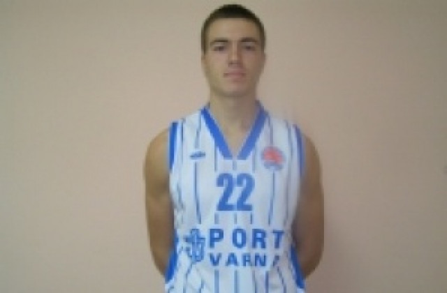 Младежите на  Черно море порт Варна удариха и Ахил