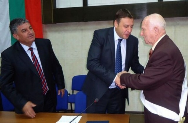 С „Идея за танц” Костадин Руйчев празнува 90 години