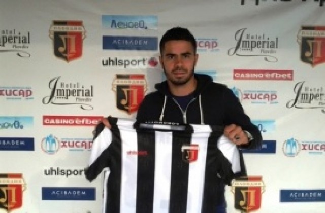 Тижани Белаид попадна в групата на Локо Пд за мача с Витоша