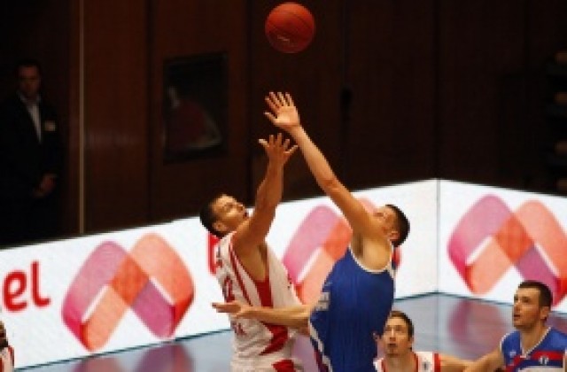 Пореден слаб мач почти изхвърли Лукойл от Европа