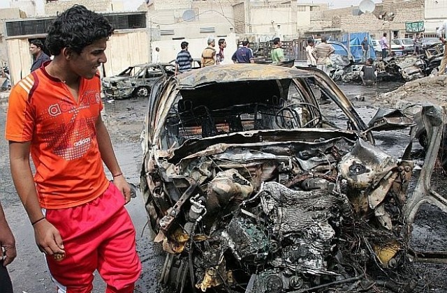 Най-малко 15 души бяха убити при нападения в Ирак