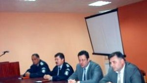 Полиция и охранители се обединиха за опазване на обществения ред