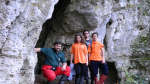 Ученици от гимназията по туризъм участваха в научен форум посетиха