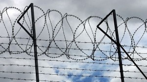 От женския затвор в Сливен излизат пред институцията в израз