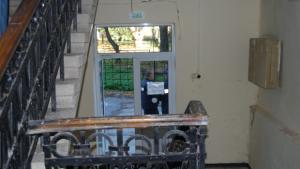 Студент падна от стълбище в сградата на Шуменския университет