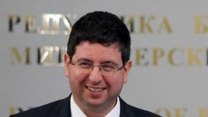 Чобанов Разхлабване на коланите няма