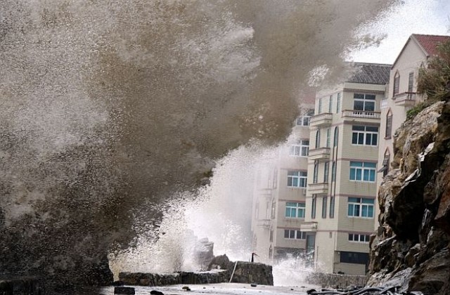Над 10 000 са жертвите на тайфуна „Хайян