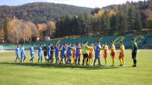 Велбъжд финишира сезона със загуба в U19