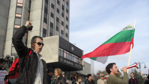 И 60 варненци извикаха Оставка СНИМКИ