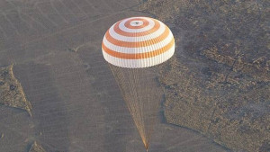 Союз върна олимпийския огън на Земята