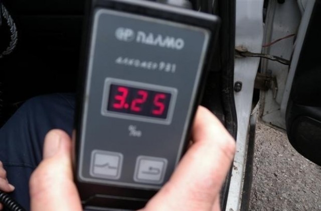 Хванаха шофьор с 2, 57 промила алкохол