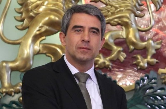 Плевнелиев: Партиите да загърбят интересите си и да работят заедно