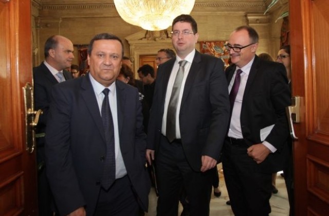 Парламентът гласува Бюджет 2014 на първо четене