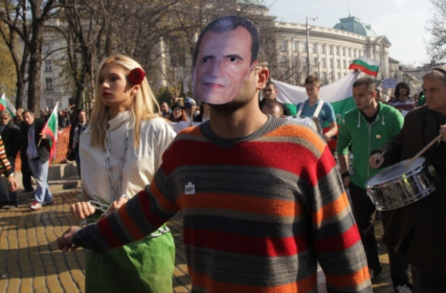 Студенти окупираха парламента