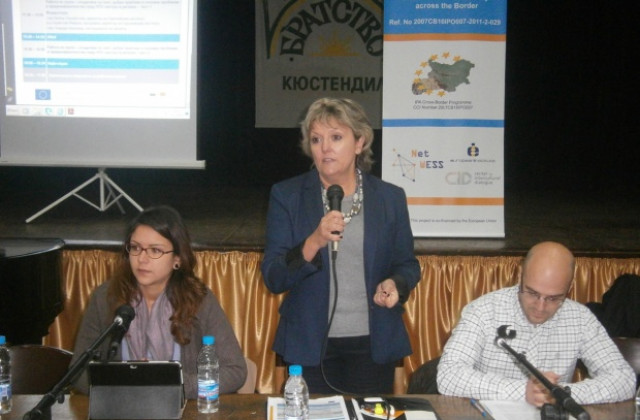 Около 150 са регистрираните НПО в областта. Около 30 са с реална дейност