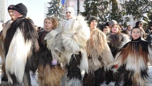Кукерите на Разлог пребориха Велико Търново